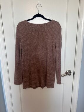 Ribbed Long Sleeve Knit Top in Mauve Brown